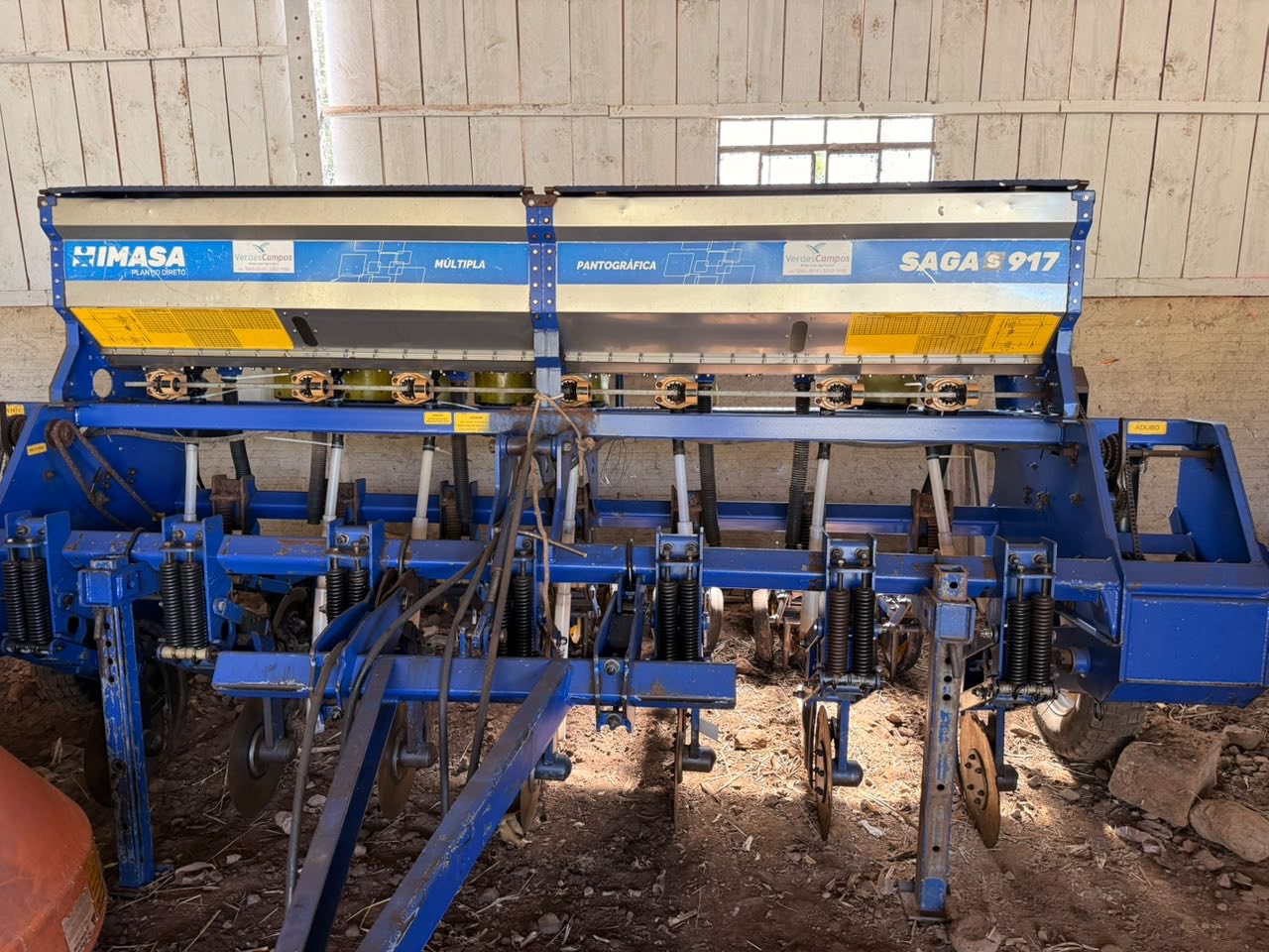 Múltipla plantadeira e semeadora IMASA Saga S 917 da Associação